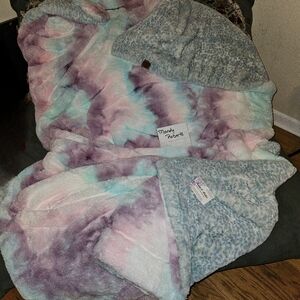 NWT! Mermaid Whispy And Baby Leo Whispy Minky Blanket